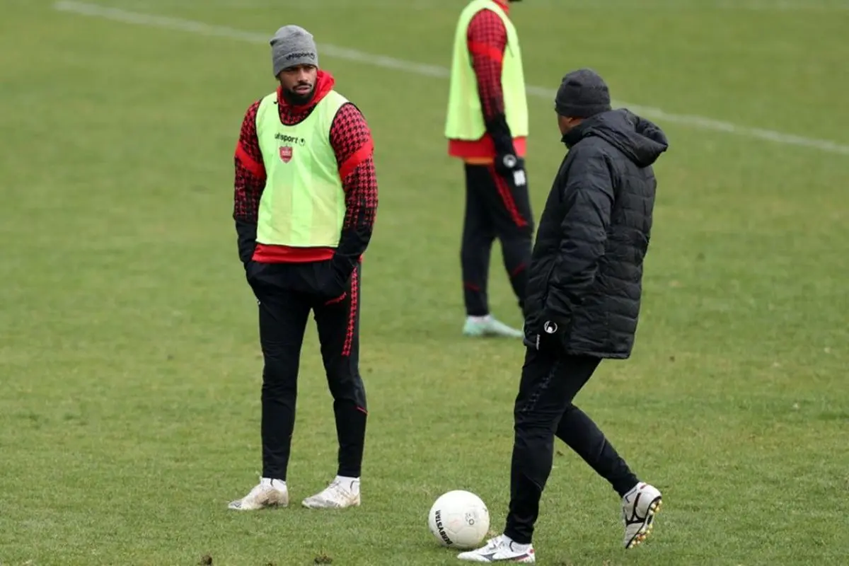 لوکادیا کلاه پرسپولیس را برداشت؟
