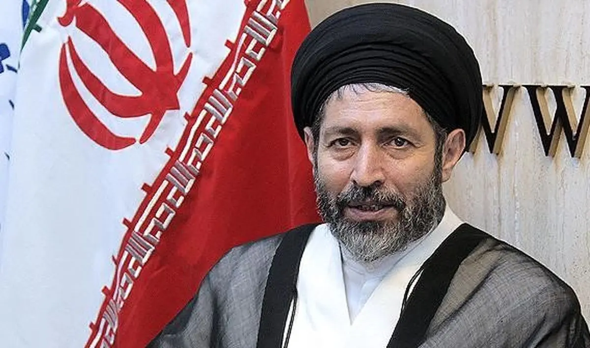 فاطمی امین جوانی انقلابی و تحول گراست