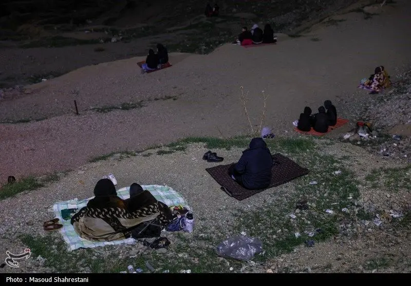 شب قدر در کهف الشهدا/ گزارش تصویری