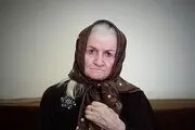 خانم بازیگر در بستر بیماری