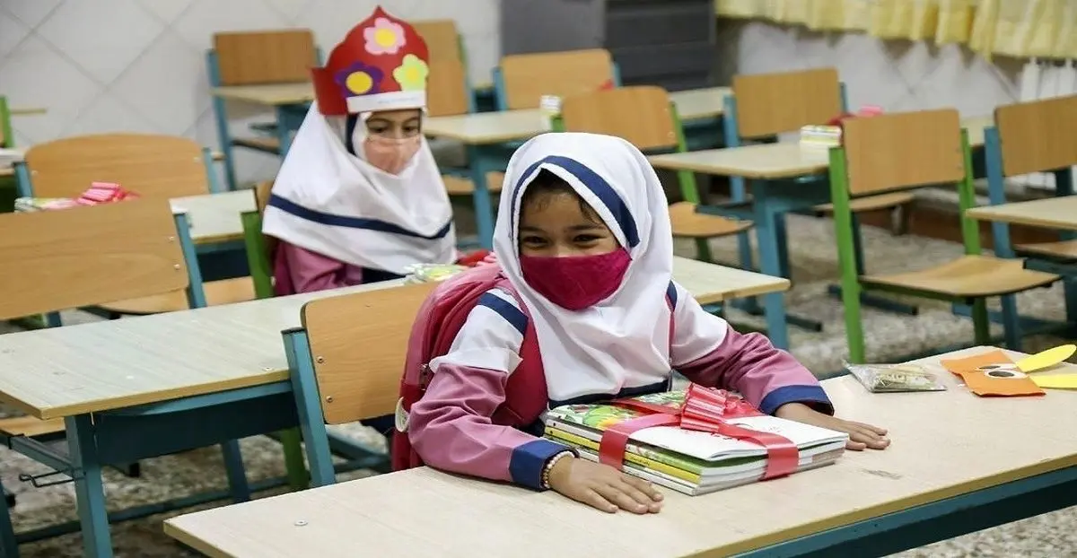هزینه لباس، غذا و سرویس در مدارس غیر دولتی اختیاری است