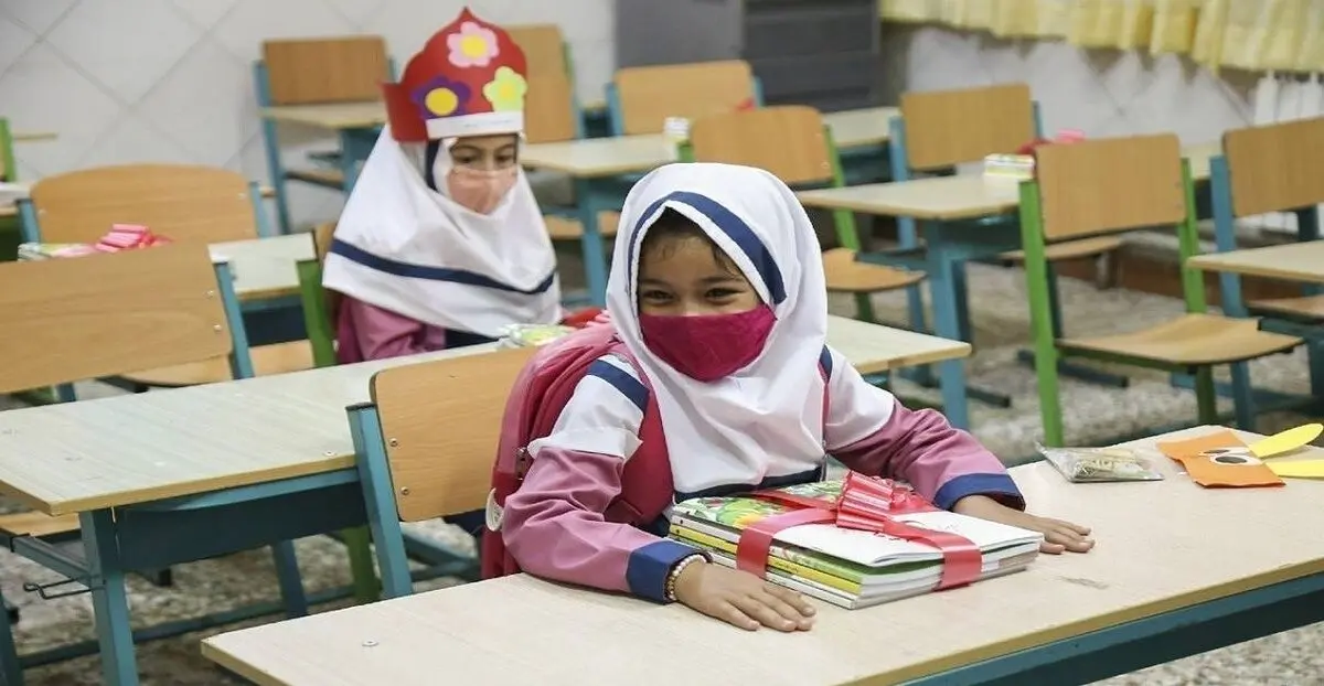 هزینه لباس، غذا و سرویس در مدارس غیر دولتی اختیاری است
