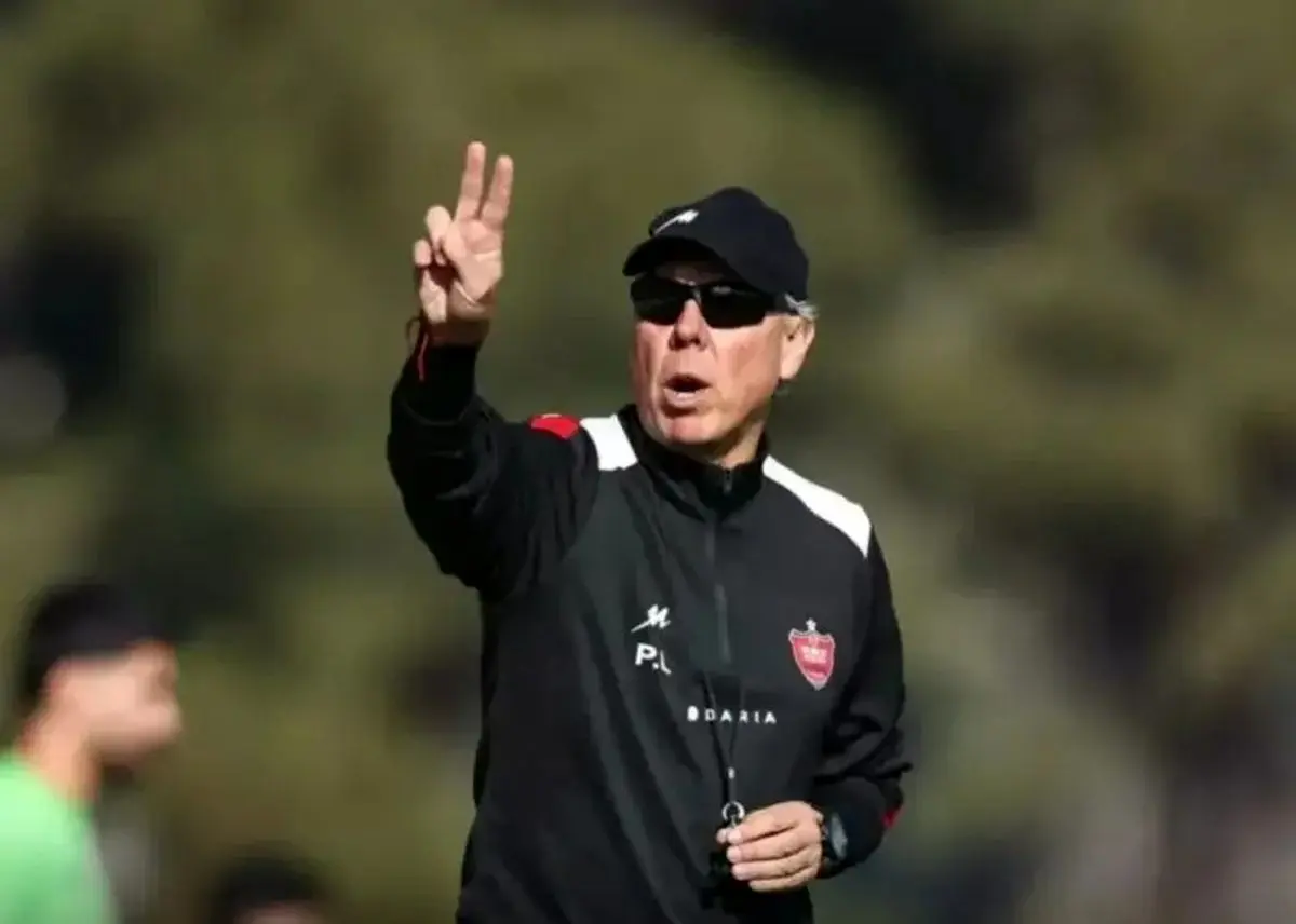 مربی بدنساز پرسپولیس از تهران رفت