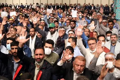 جمعی از کارگران با رهبر معظم انقلاب دیدار کردند/گزارش تصویری
