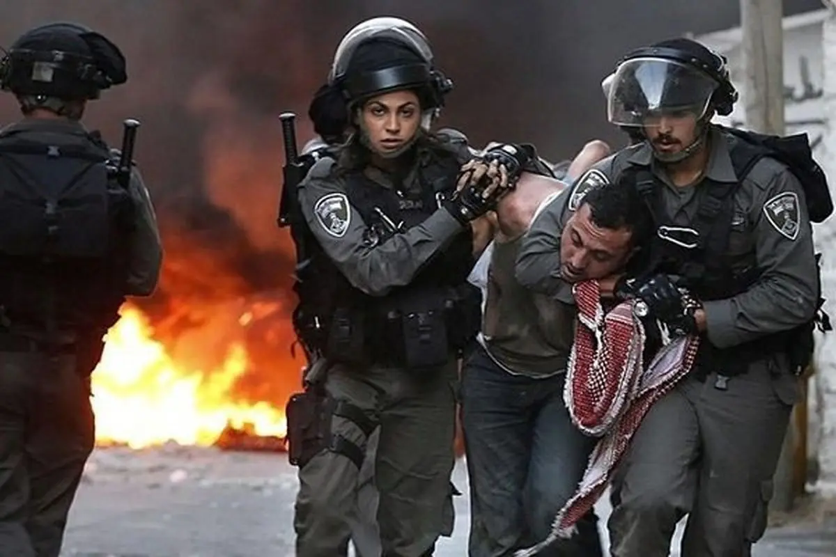 ضرب و شتم فلسطینیها در اطراف سفارت آمریکا