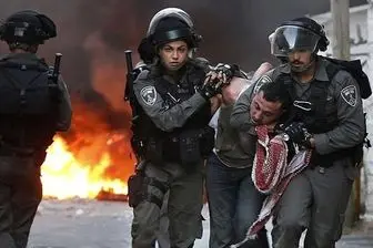 ضرب و شتم فلسطینی‌ها در اطراف سفارت آمریکا