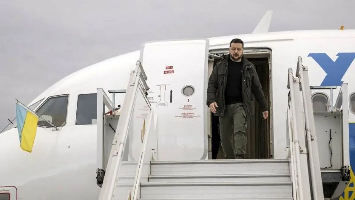 پرواز پهپادهای ناشناس در نزدیکی هواپیمای زلنسکی