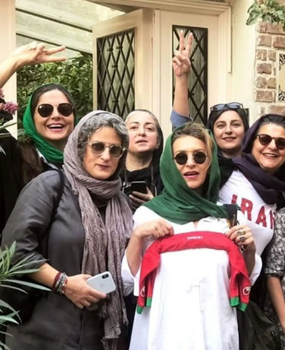 سلفی های سولماز غنی در ورزشگاه آزادی