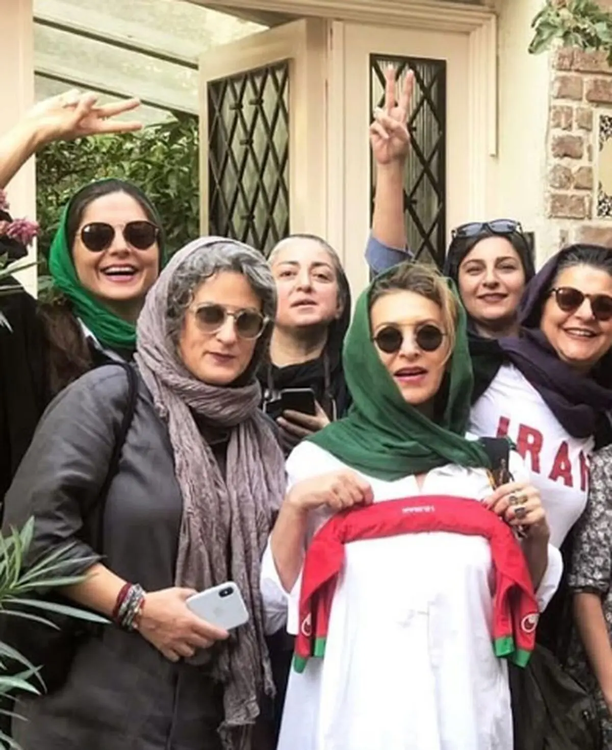 سلفی های سولماز غنی در ورزشگاه آزادی