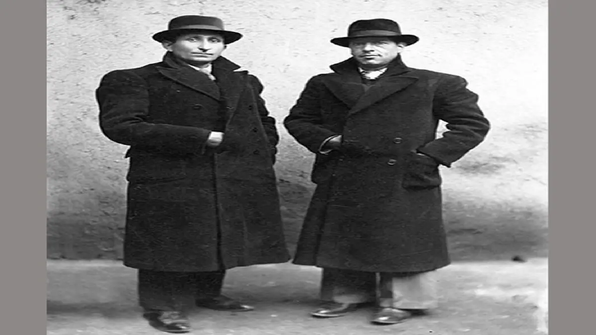 کلاه پهلوی و کلید‌ زدن کشف حجاب رضاخانی