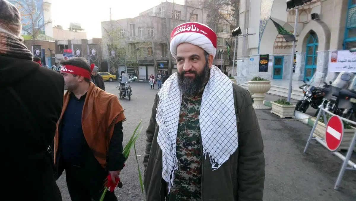 بیآزار تهرانی: با لباس رزم آمدم تا بگویم خون حاج قاسم هدر نمیرود