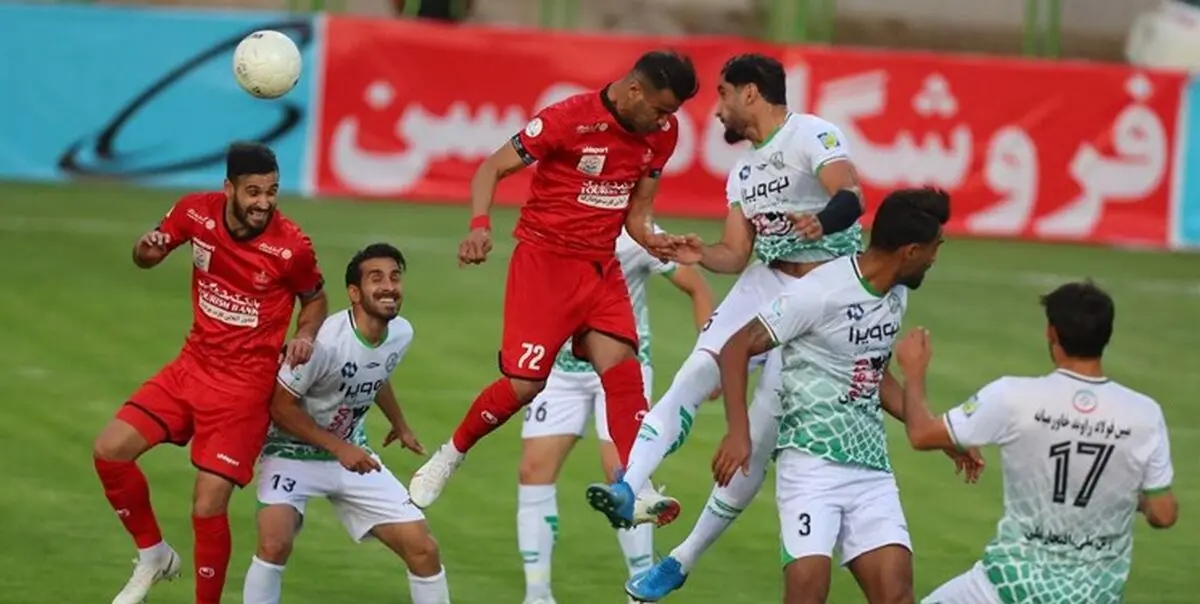 شیوه عجیب آبیاری زمین دیدار ذوب آهن - پرسپولیس+ فیلم