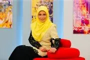 مجری سابق به خانه برمیگردیم و همسرش در خارج از کشور