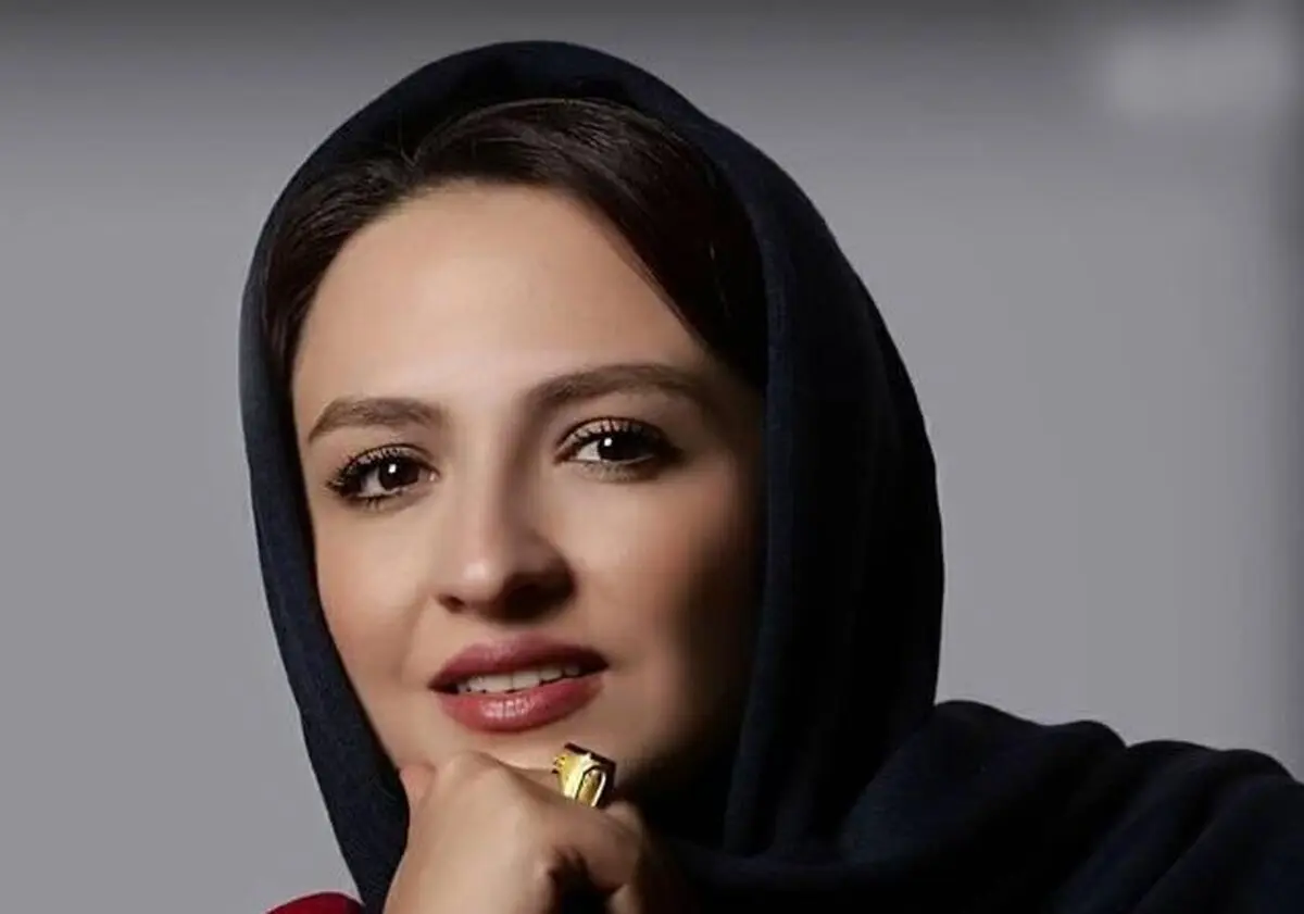گلاره عباسی در کنار گروه سوینا /عکس