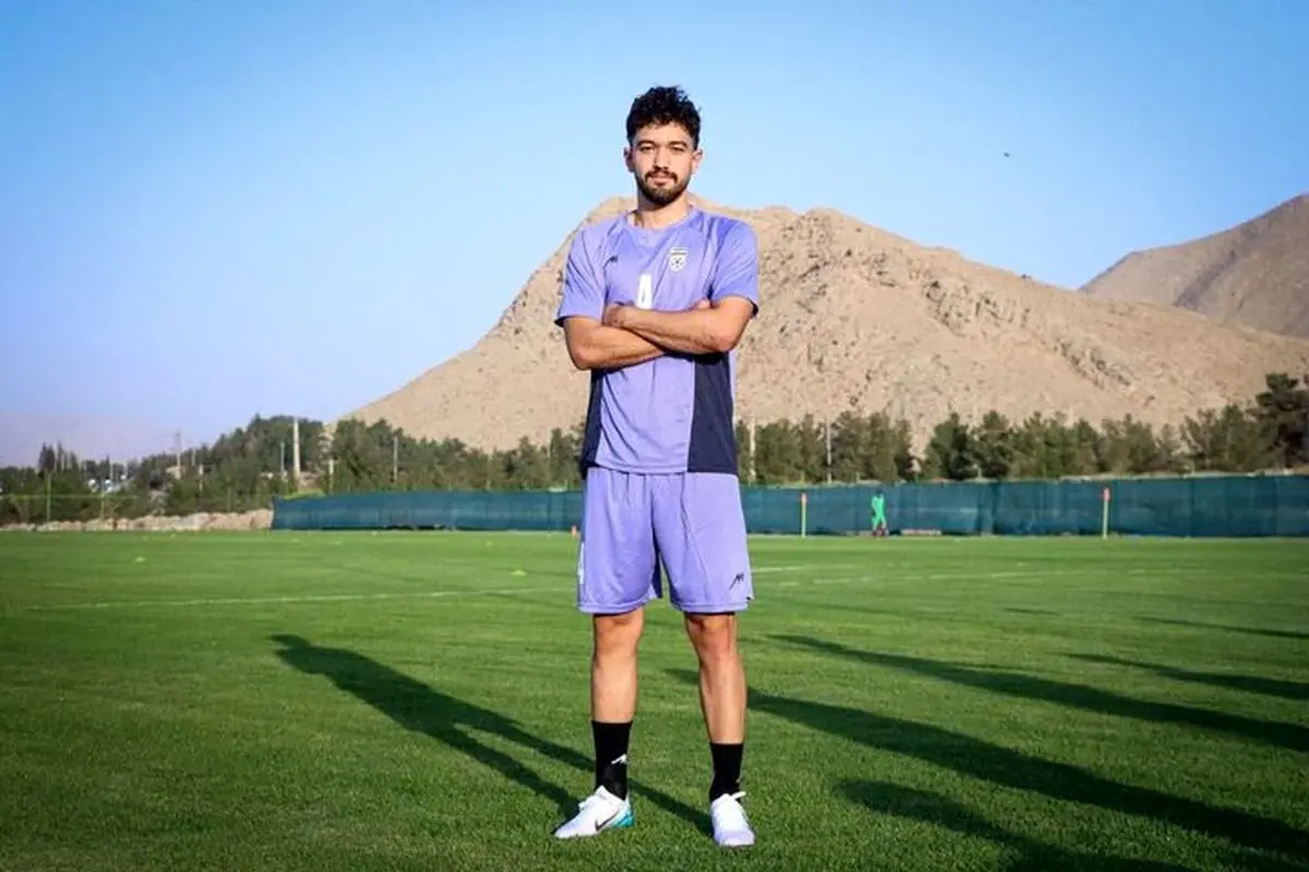 مدافع تیم ملی فوتبال: قلب ایران نبض واحد دارد