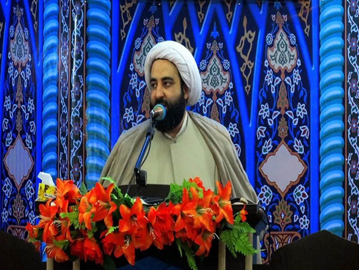 با عاملان فیش های نجومی مثل یک خائن برخورد شود