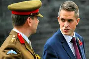 متهم شدن وزیر دفاع انگلیس به فاش کردن اسرار نظامی