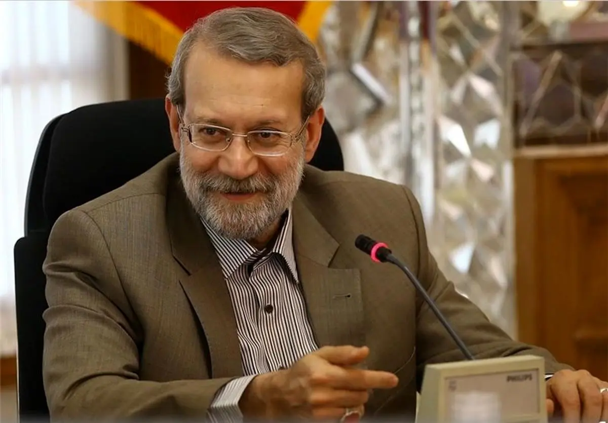 انحراف از توسعه اقتصادی خیانت است