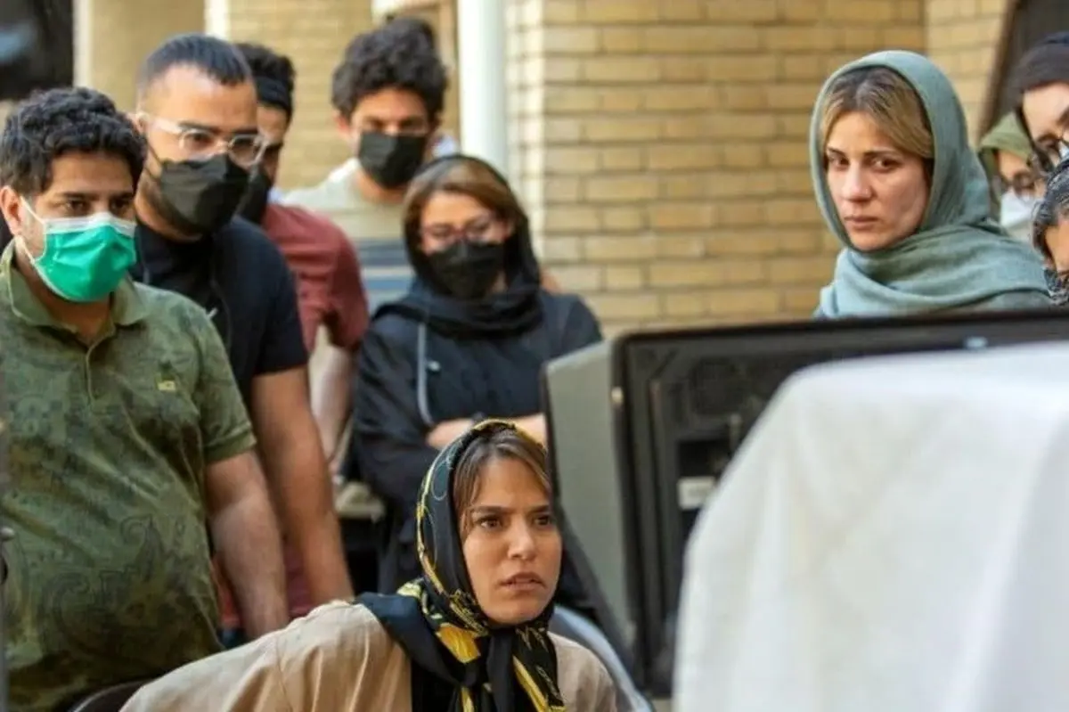 پوستر فیلم سینمایی «علفزار» رونمایی شد