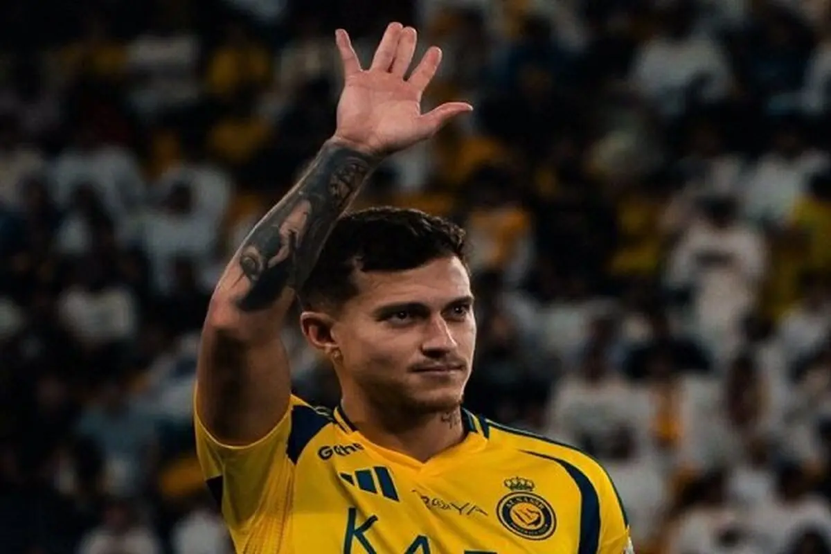  بازیکن پرتغالی النصر به دیدار با پرسپولیس رسید