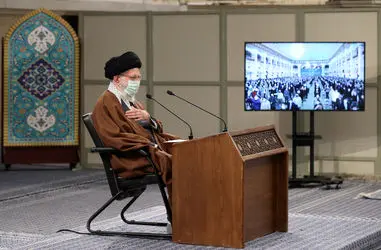 ارتباط تصویری رهبر معظم انقلاب با جمعی از مردم آذربایجان شرقی/گزارش تصویری