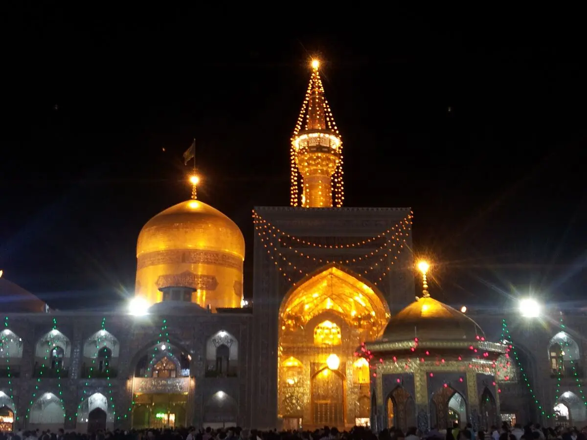 آماده سازی حرم رضوی برای مراسم خطبه خوانی/ عکس