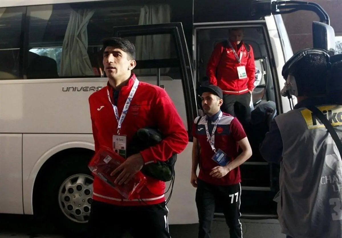 کاروان پرسپولیس به تبریز رسید