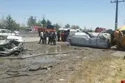 
له شدن پراید زیر تانکر آب در جاده سنتو مشهد+تصویر
