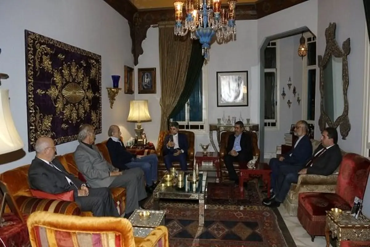 رایزنی سفیر ایران با «بری» و «جنبلاط»