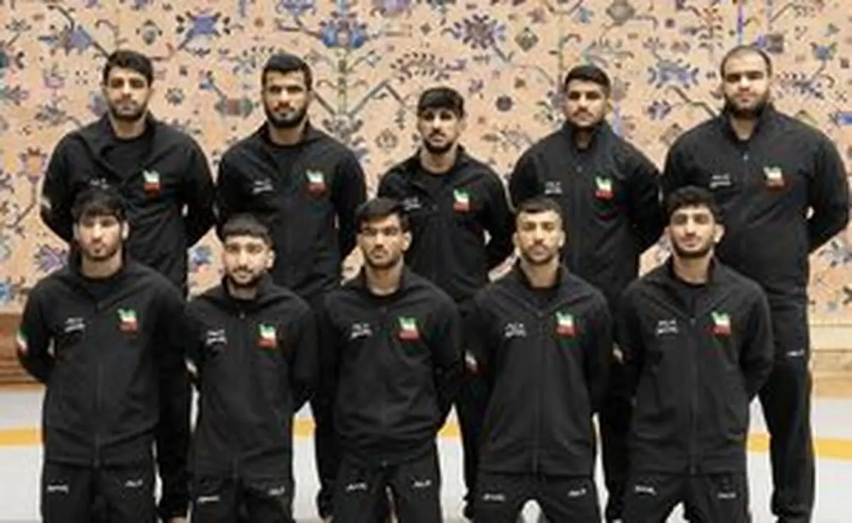 ورود افتخارآفرینان کشتی فرنگی به ایران با استقبال پرشور مردم