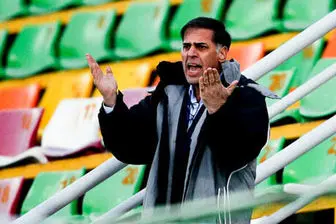 چرا بین استقلال و پرسپولیس با ذوب آهن تبعیض میگذارند؟