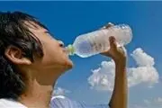 بیش از اندازه آب نخورید تا زنده بمانید!