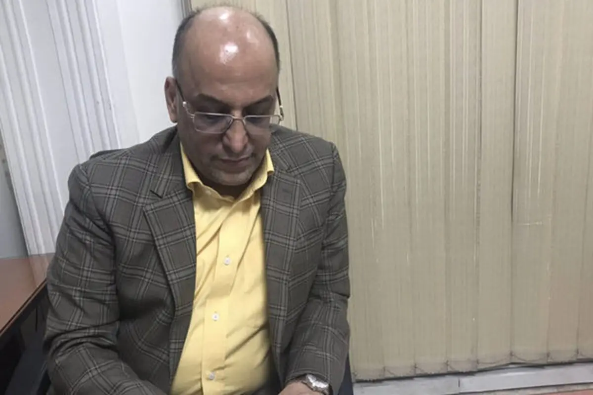 فکری می تواند با استقلال قرارداد ببندد؟
