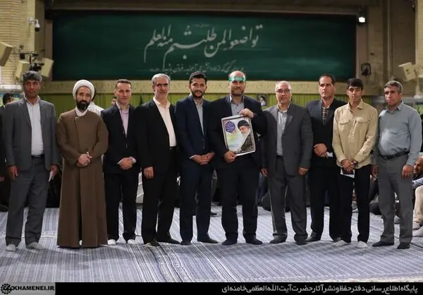 دیدار معلمان با حضرت آیت‌الله خامنه‌ای رهبر معظم انقلاب اسلامی/گزارش تصویری