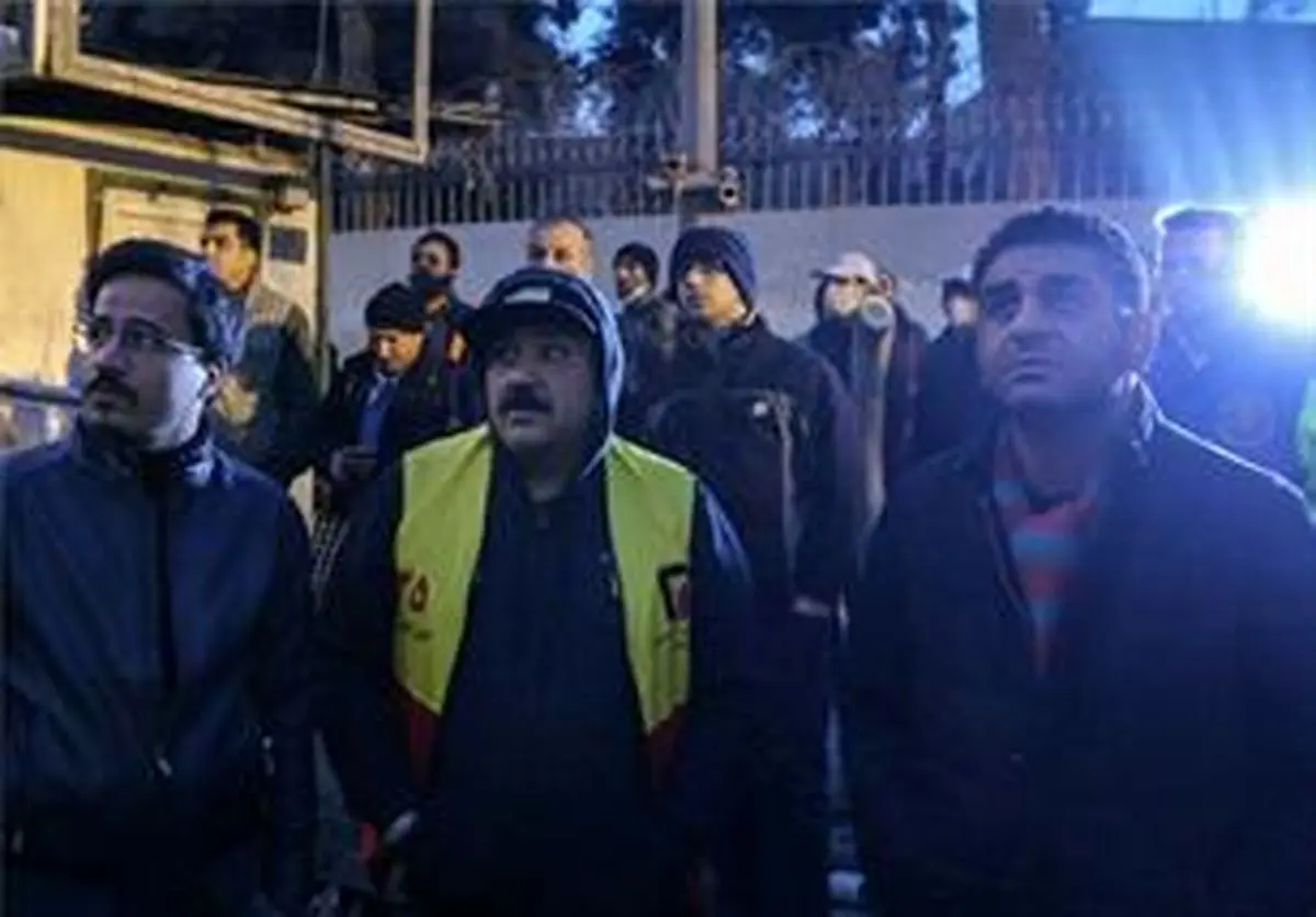 دو بازیگر طنز در محل حادثه ساختمان پلاسکو