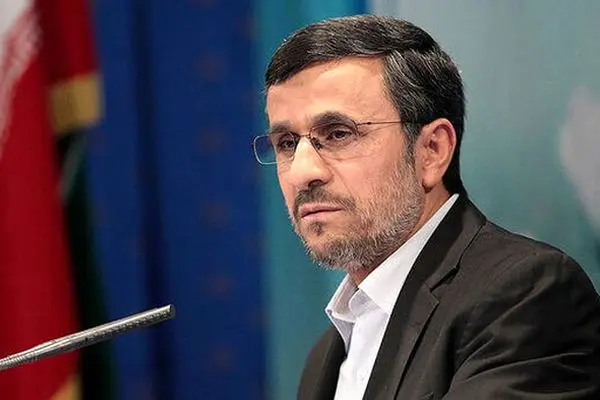 تصاویر دیده نشده از محمود احمدی نژاد در مسجد ایاصوفیه ترکیه
