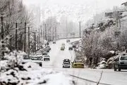 برف و باران در جاده‌‌های 19 استان/تردد در جاده‌‌های برف‌گیر فقط با زنجیرچرخ‌