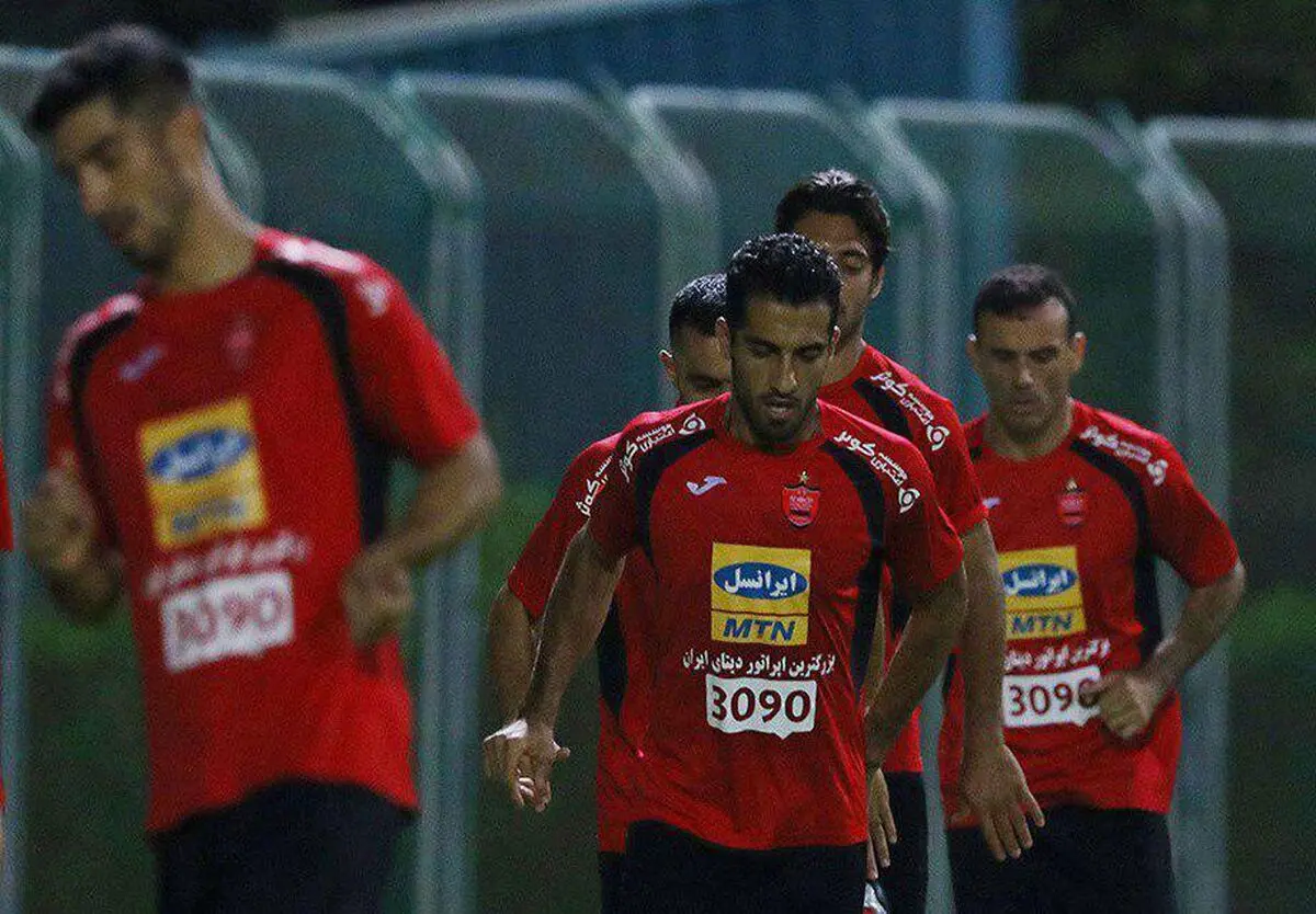 رفتار اخلاقی ستاره پرسپولیس+عکس