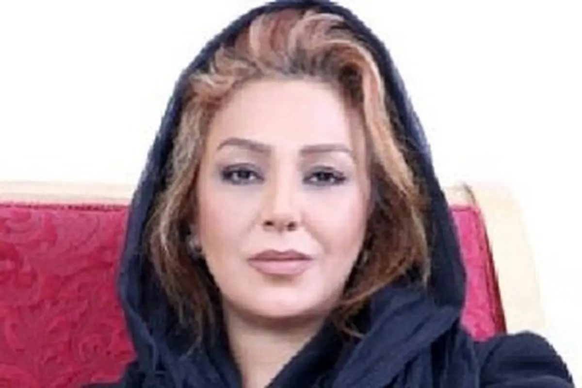 خانم بازیگر و شهرزاد کمال زاده در پشت صحنه سریال سفر در خانه +عکس