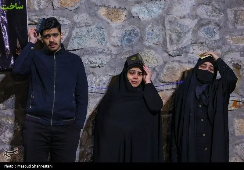 شب قدر در کهف الشهدا/ گزارش تصویری