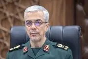 دشمن، جنگ احزاب علیه ملت ایران به راه انداخته است