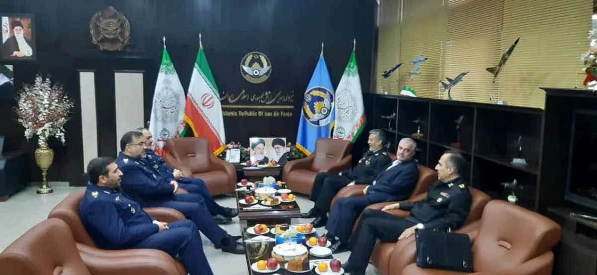 امیر دریادار سیاری روز نیروی هوایی ارتش را تبریک گفت 