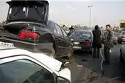 برخورد زنجیری ۱۰ خودرو در ورودی تهران