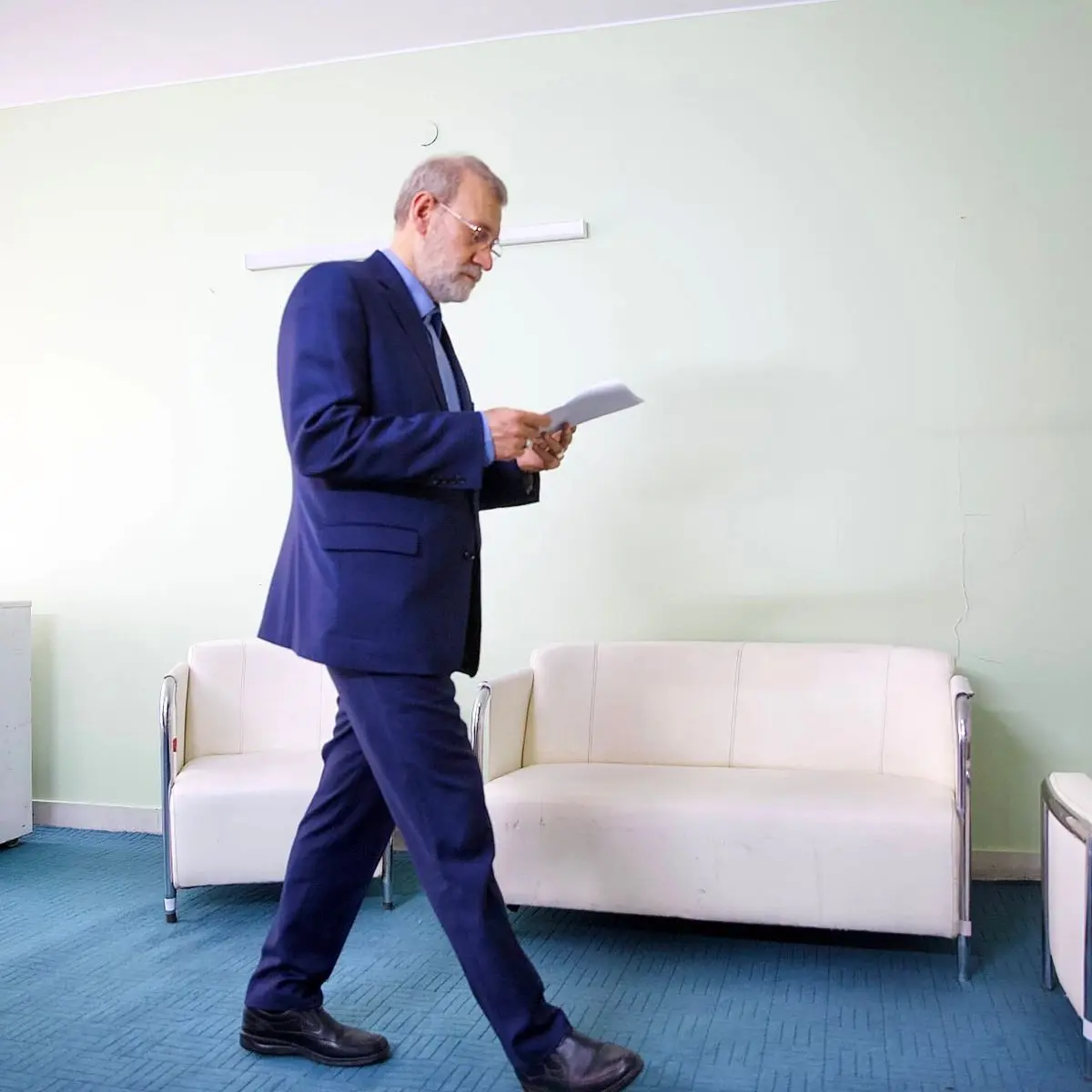 علی لاریجانی فردا به عمان می‌رود
