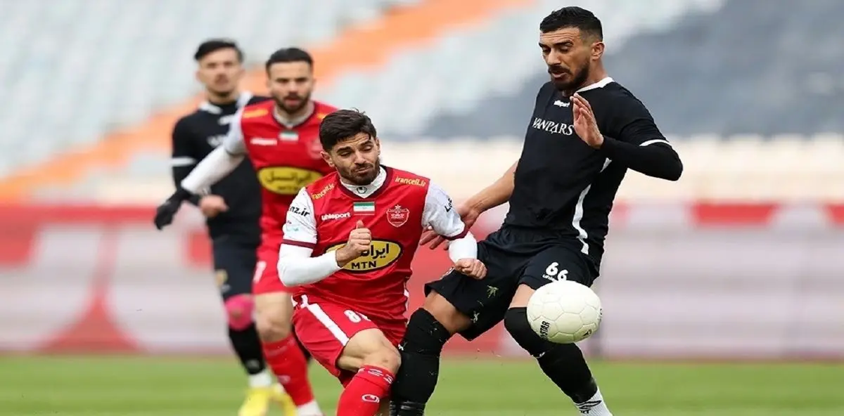 پرسپولیس بزرگتر از بازیکنان است/ مسئولان فوتبال با سقف بودجه مانور میدهند