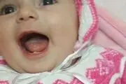 نوزادان حداقل تا ۶ ماه اول در کنار والدین بخوابند