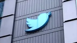 
شکایت ۱۰۰ کارمند از توئیتر
