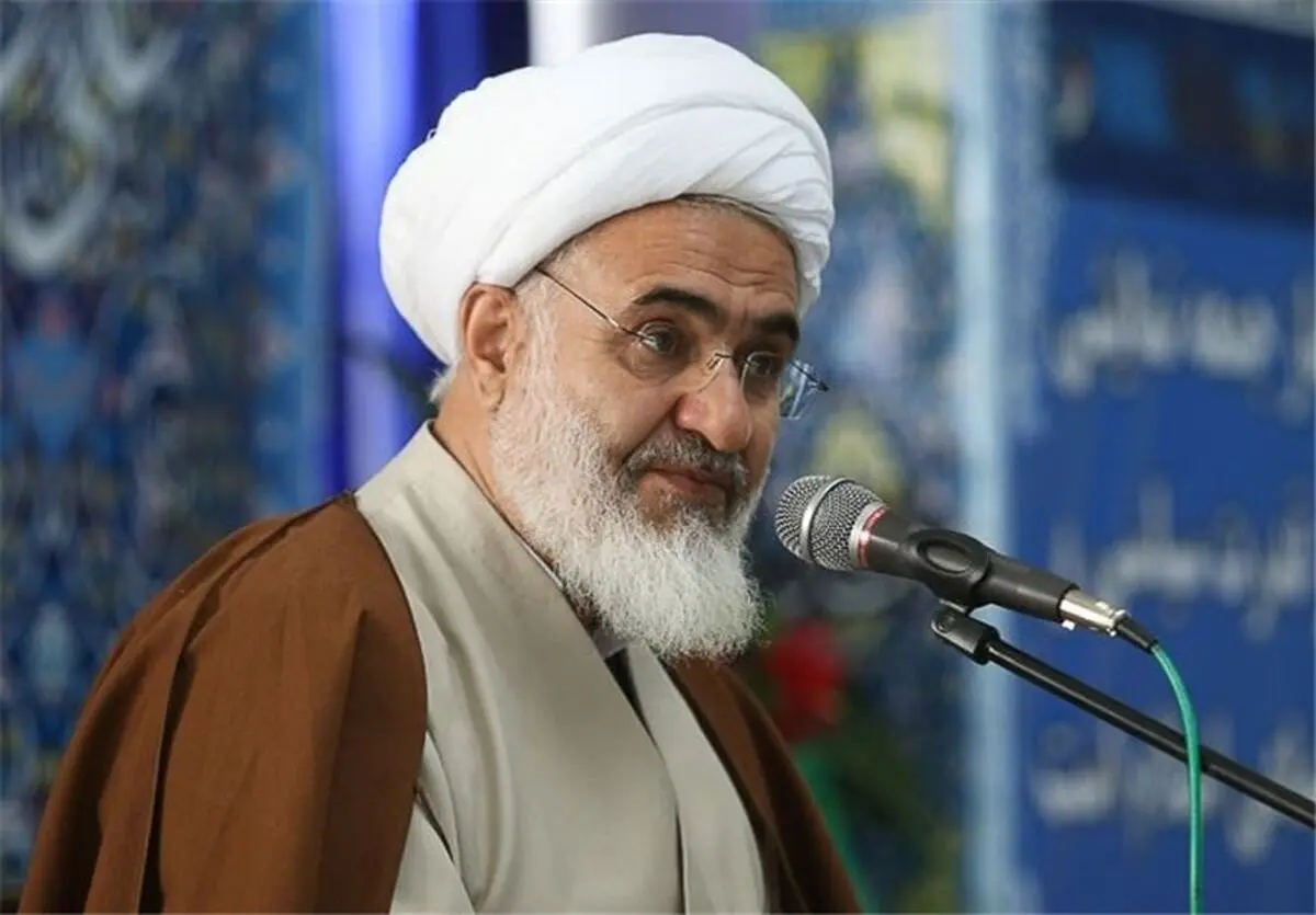  مسئولان در تصمیم‌گیری‌ها از عدالت و انصاف خارج نشوند 