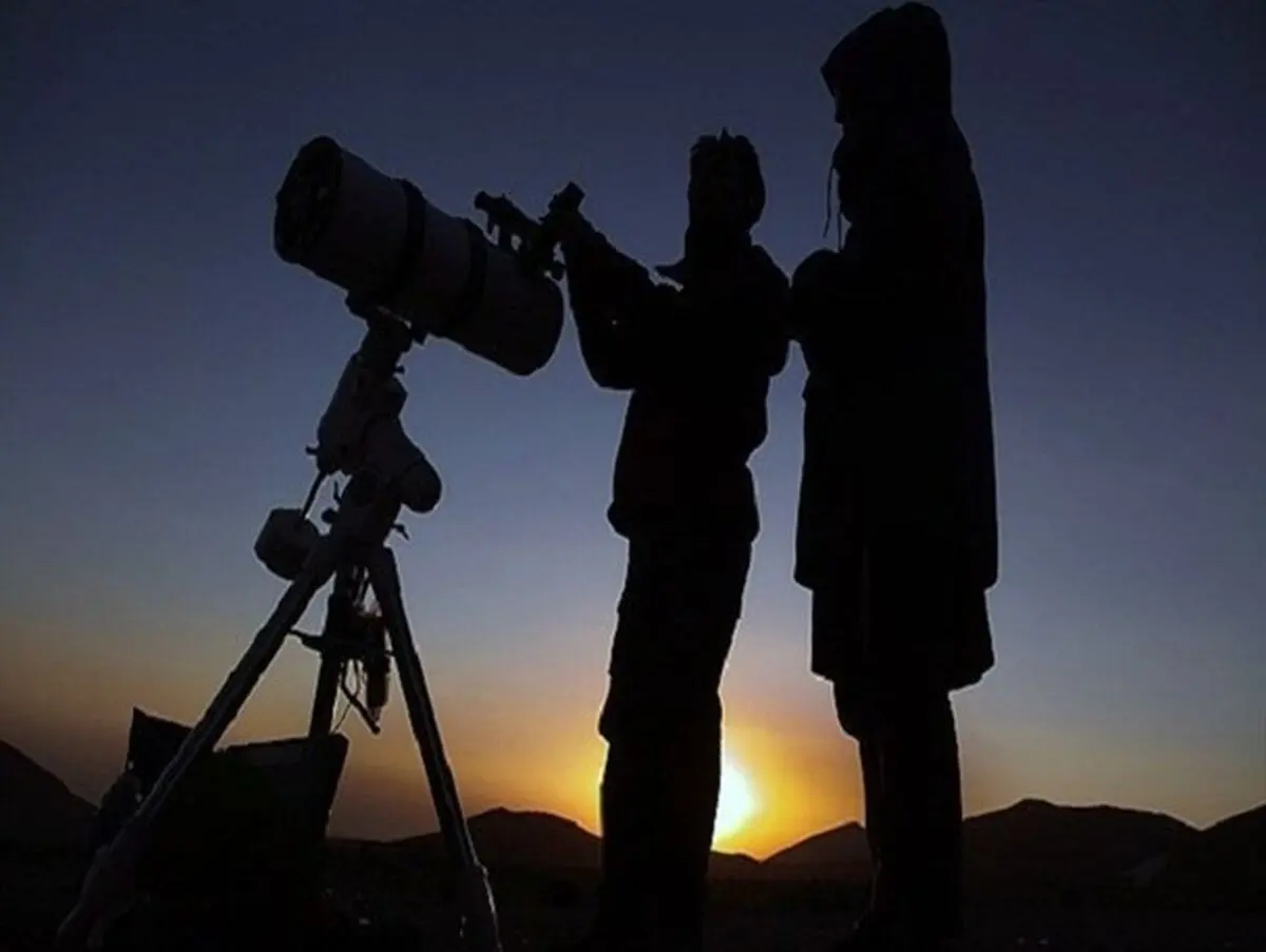 
۱۵ گروه رصدی برای رویت هلال ماه رمضان به مناطق استان مرکزی اعزام می شوند