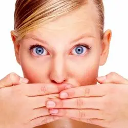 علل بوی بد دهان چیست؟